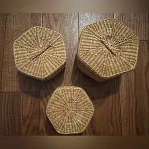 Vintage Hexagonal Wicker Woven Nesting Baskets— Set of 3